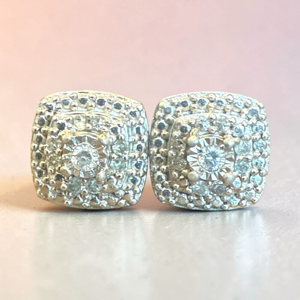 R.H. Macy & Co Sterling Silver & 1/10 ct Diamond Stud Earrings